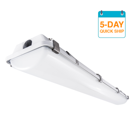 The KURTZON™ WL-SEG-740-LED-5DQS is a Wet Location 7” x 4’ Linear Vaportight LED Fixture for Surface or Pendant Mounting.