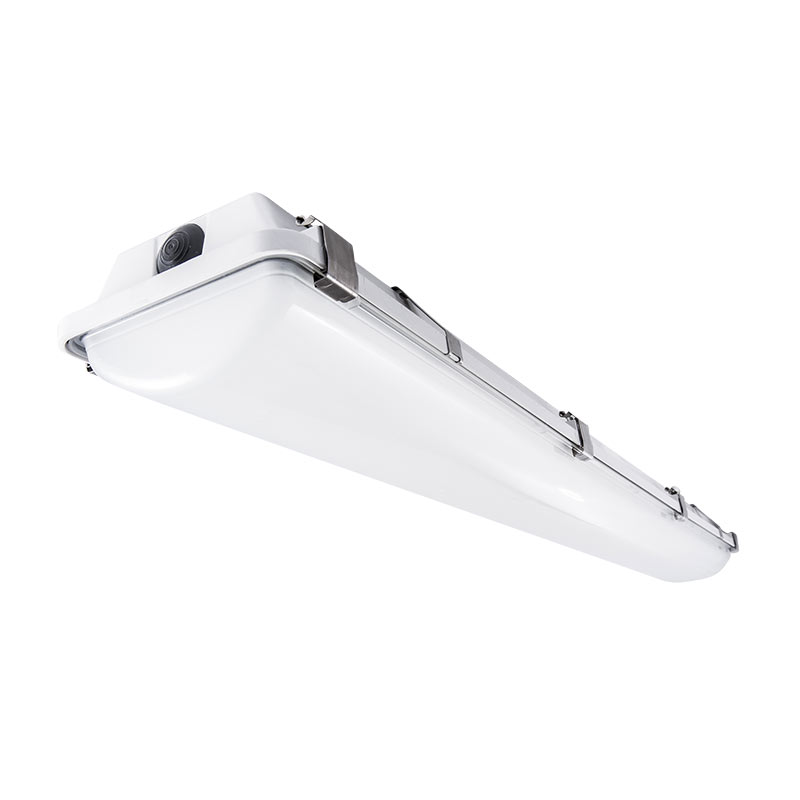 The KURTZON™ FP-SEG-740-LED is a Food Processing 7” x 4’ Linear Vaportight LED Model for Surface or Pendant Mounting. It is NSF listed for food, splash and non-food areas and is suitable for Wet Locations.